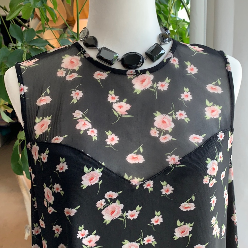 Apt. 9 Black Floral SS Top Sz XL NWT